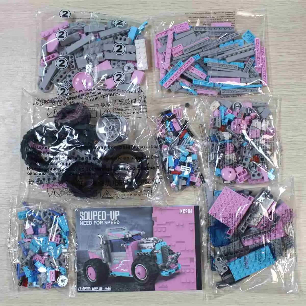 Pink Monster Cyberpunk Truck Model Building Kit KC204 - Hugmie