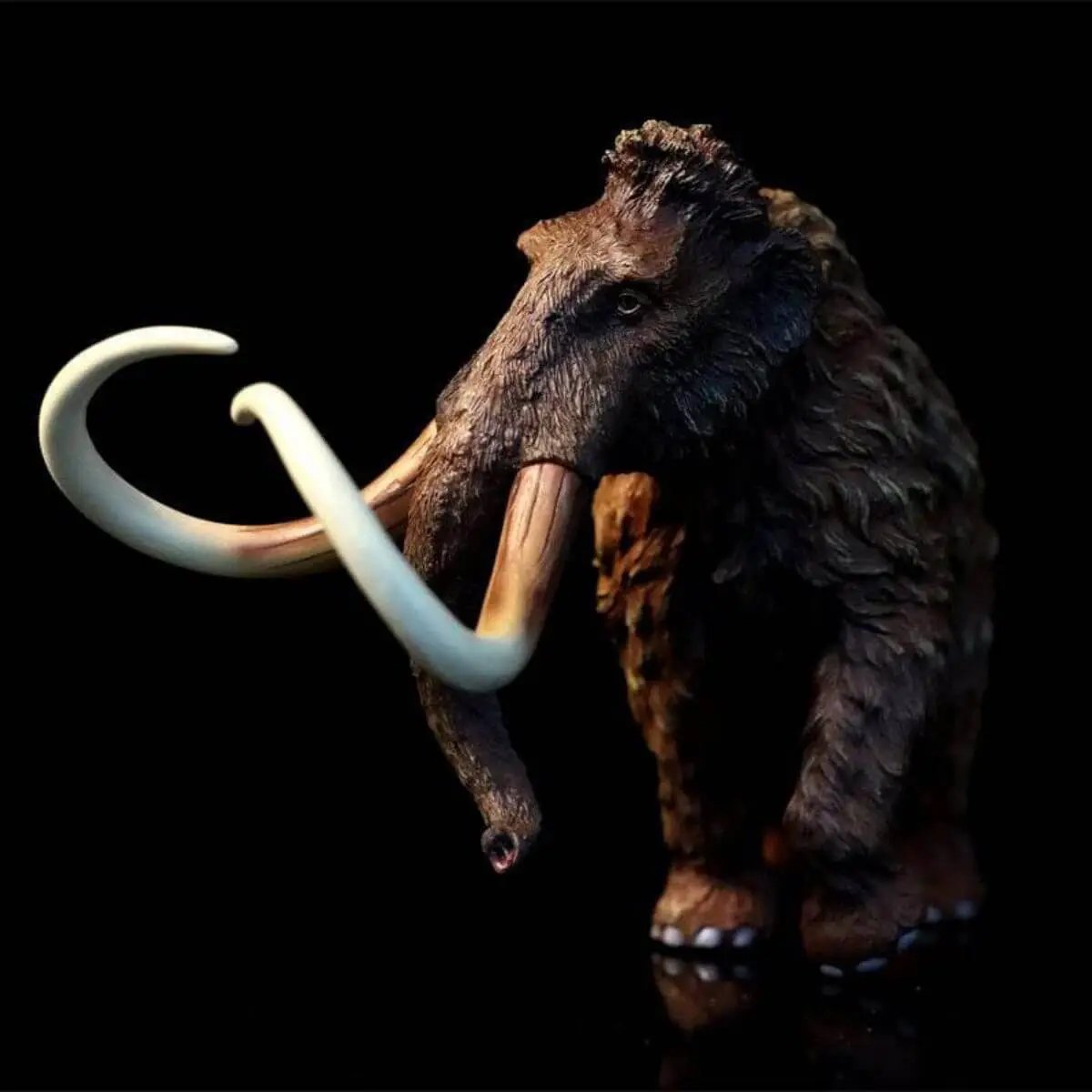 T4001 Woolly Mammoth Hand Painted Figure - Hugmie
